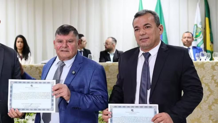 Justiça Eleitoral cassa mandatos do prefeito e vice de Santa Quitéria por abuso de poder e influência do crime organizado