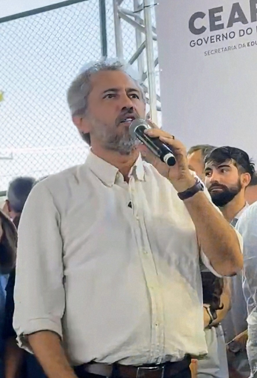 Tablets levam inclusão digital a estudantes de várias regiões do Ceará 