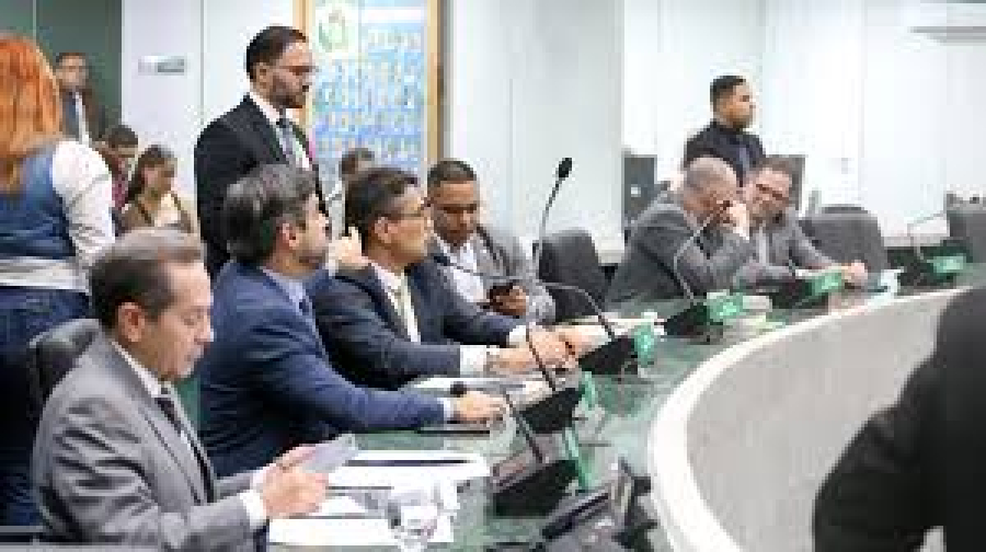 União Progressista nasce sob crise e pode ficar sem representação na Alece