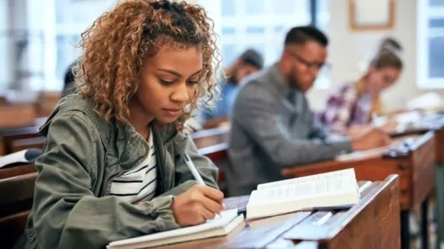 Mulheres negras continuam liderando índices de desemprego e baixa renda no Brasil