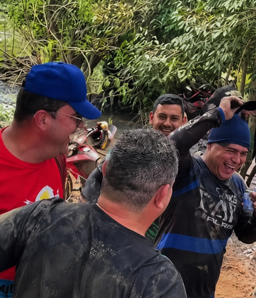 Prefeito de São Gonçalo é alvo de críticas após ação social em outro município